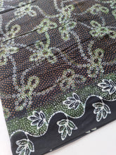 Load image into Gallery viewer, Batik