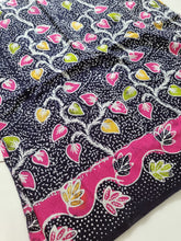 Load image into Gallery viewer, Batik