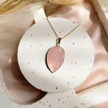 Load image into Gallery viewer, Rose Quartz Necklace