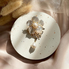 Load image into Gallery viewer, Mother Of Pearl with Pearl Brooch / Pendant