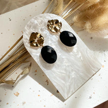 Load image into Gallery viewer, Black Onyx Earring