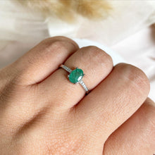 Load image into Gallery viewer, Emerald Ring