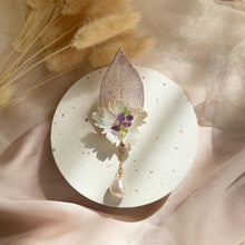 Load image into Gallery viewer, Mother Of Pearl , Amethyst , Peridot with Pearl Brooch / Pendant