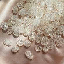 Load image into Gallery viewer, Crackle Quartz Tumble