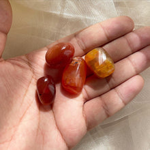 Load image into Gallery viewer, Carnelian Tumble