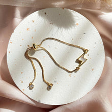 Load image into Gallery viewer, Mother Of Pearl Bracelet