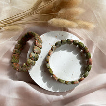 Load image into Gallery viewer, Unakite Bracelet