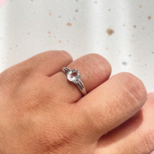 Load image into Gallery viewer, S92.5 Clear Quartz Ring
