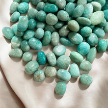 Load image into Gallery viewer, Amazonite Tumble