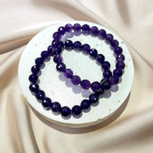 Load image into Gallery viewer, Amethyst faceted bracelet