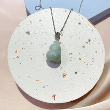 Load image into Gallery viewer, Calabash Jade Pendant