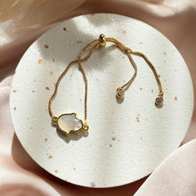 Load image into Gallery viewer, Mother Of Pearl Bracelet