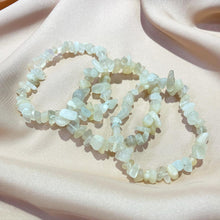 Load image into Gallery viewer, Moonstone Bracelet