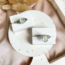 Load image into Gallery viewer, Prehnite Ring