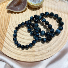 Load image into Gallery viewer, Blue Tiger Eye Bracelet