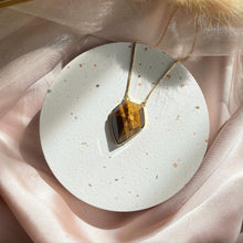 Load image into Gallery viewer, Crystal Necklace