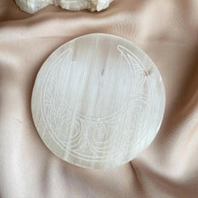 Load image into Gallery viewer, Selenite Charging Plate