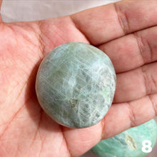 Load image into Gallery viewer, Green Moonstone Palm Stone
