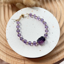 Load image into Gallery viewer, Flourite Pixiu with Amethyst Bracelet