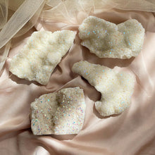 Load image into Gallery viewer, Aura Quartz Cluster