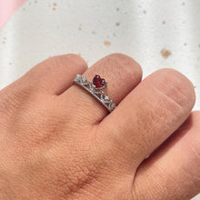 Load image into Gallery viewer, S92.5 Garnet Ring