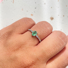 Load image into Gallery viewer, S92.5 Emerald Ring