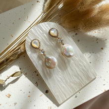 Load image into Gallery viewer, Baroque Pearl With Mother Of Pearl Earring