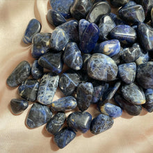 Load image into Gallery viewer, Sodalite Tumble