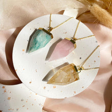 Load image into Gallery viewer, Pointed Necklace
