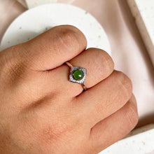Load image into Gallery viewer, Jade Ring