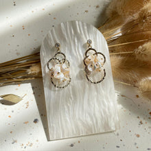 Load image into Gallery viewer, Baroque Pearl Earring