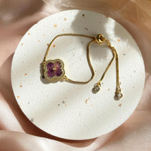 Load image into Gallery viewer, Lucky Clover Bracelet