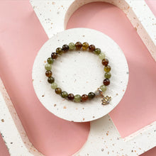 Load image into Gallery viewer, Grossular Green Garnet