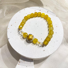 Load image into Gallery viewer, Yellow Onyx , Citrine with Clear Quartz Bracelet