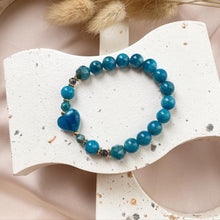 Load image into Gallery viewer, Apatite Heart with Black Rutilated Quartz Bracelet