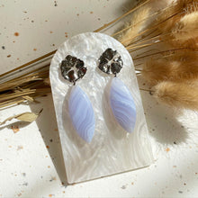 Load image into Gallery viewer, Blue Lace Agate Earring