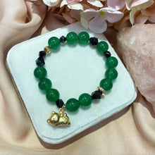 Load image into Gallery viewer, Money Cat , Green Onyx with Obsidian Bracelet
