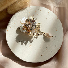 Load image into Gallery viewer, Baroque Pearl with Red Battle Agate Brooch / Pendant
