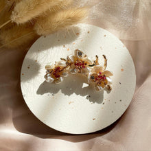 Load image into Gallery viewer, Baroque Pearl with Pink Tourmaline Brooch
