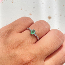 Load image into Gallery viewer, S92.5 Emerald Ring
